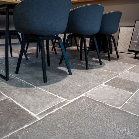 BVBA Van Den Bossche